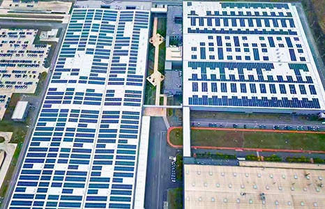 “碳中和”家族中，光伏、风电、储能以及新能源车等几个新能源版块热门赛道一直备受关注。在投资者频频分析对比不同赛道发展潜力时，光伏和新能源车已再次牵手，联手打造天际汽车5.99MW屋顶分布式光伏电站。